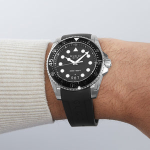 Gucci YA136204B Dive Black Men's Watch - WATCH & WATCH